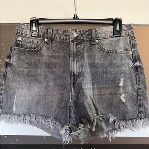 True Craft Frayed Hem Gray Jean Shorts